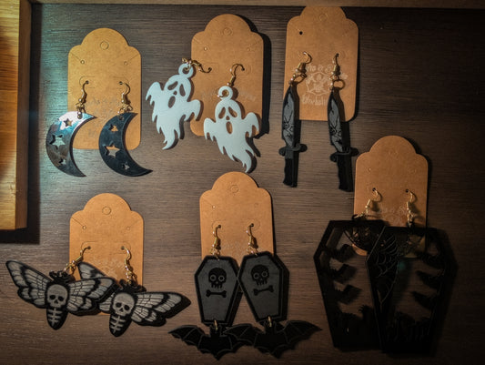 Handmade Acrylic Spooky Earrings 🎃✨